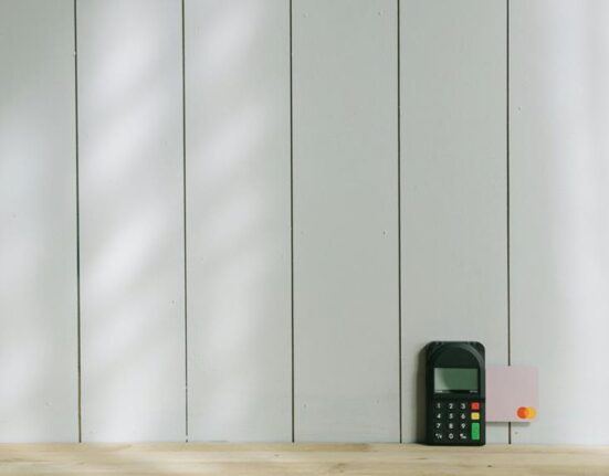 hilton credit card with free gold status