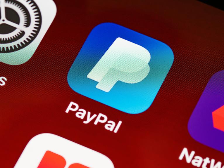 pros and cons of paypal business account
